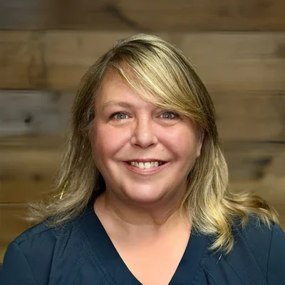 Chiropractic St. Charles IL Rachel Team Update A headshot photo of Rachel, the front desk assistant at Fox Valley Chiropractic Physicians